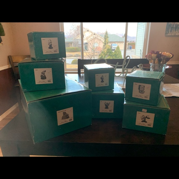 ๐HP๐ 90โs Disneyโs Snow White & the Seven Dwarfs - Picture 3 of 3